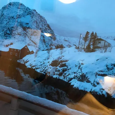 Hovesbua Rorbu - Fisherman Cabin * Sørvågen