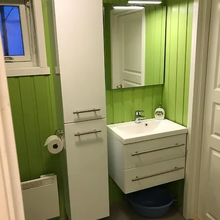 Hovesbua Rorbu - Fisherman Cabin